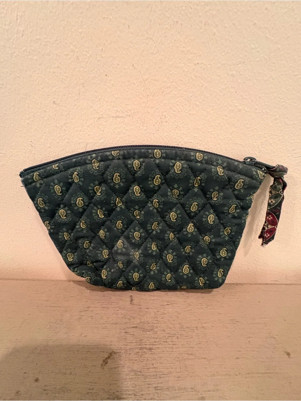 VTG Vera Bradley Retired Green Quilted Paisley Makeup Bag